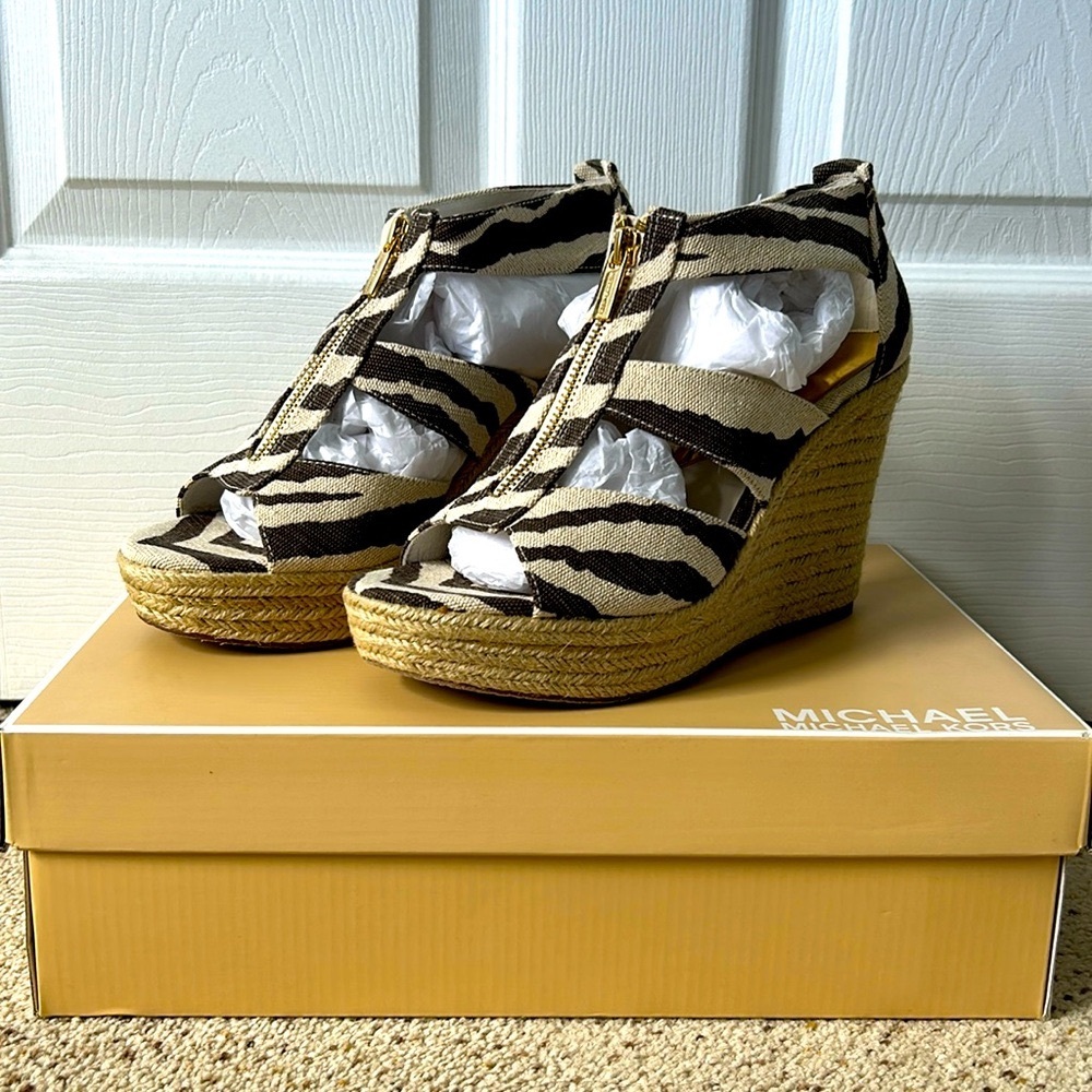 Michael Kors Damita Wedge
